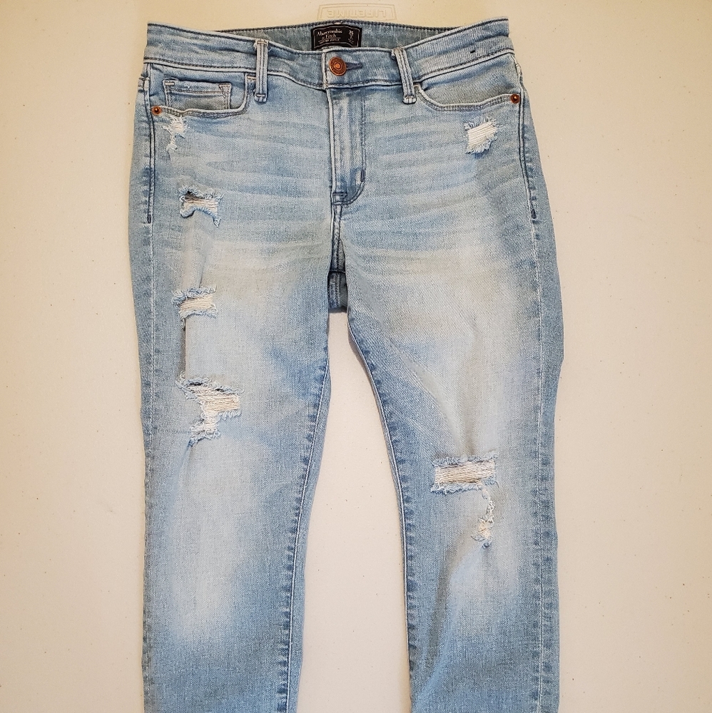 Abercrombie Harper Ankle Distressed Skinny Jean